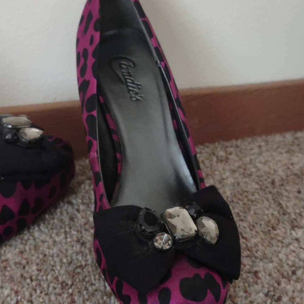 High heels - Picture 2 of 3